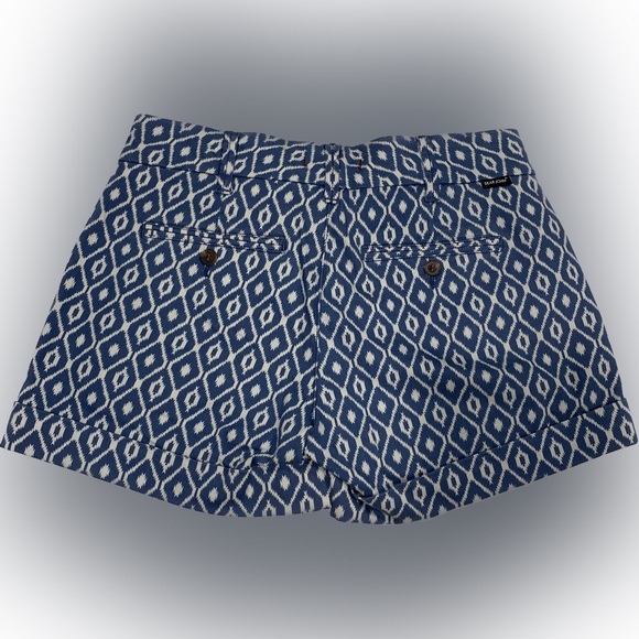 Dear John Finnegan Roll Cuff Printed Shorts, 26, Stone Blue - Picture 3 of 7